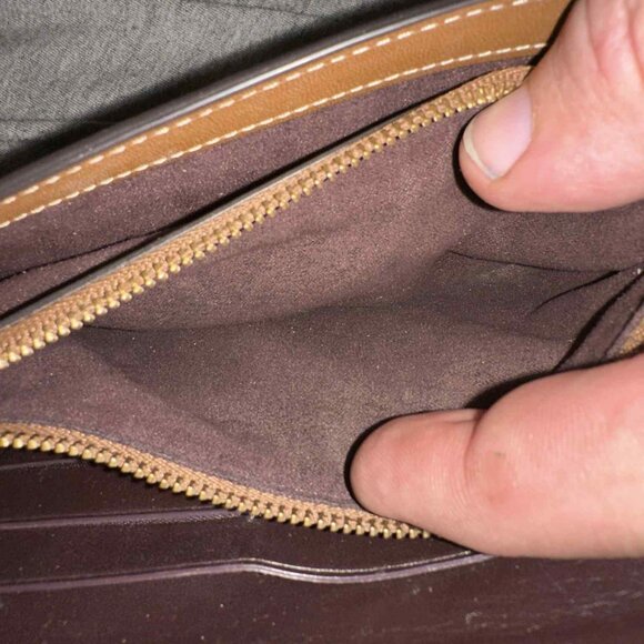 coach clutch wallet with brown tea roses with chain - Picture 2 of 7